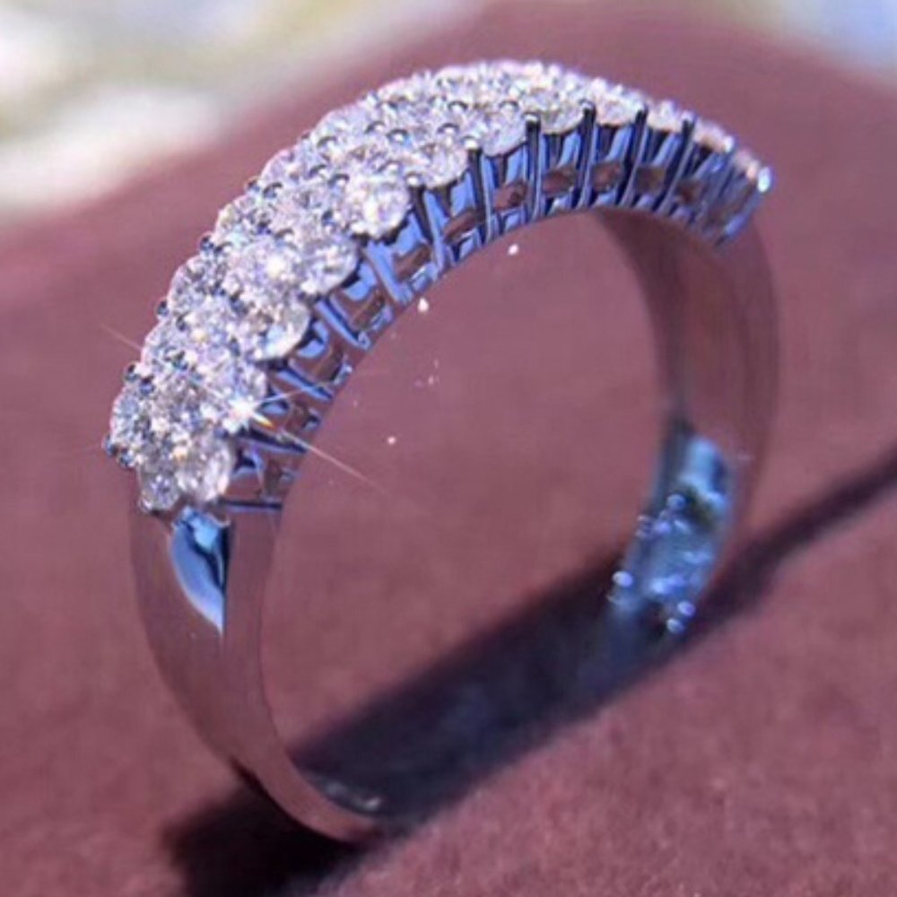 😍Dainty CZ Trendy Fashion Eternity Wedding/Engagement Ring for Women, K957